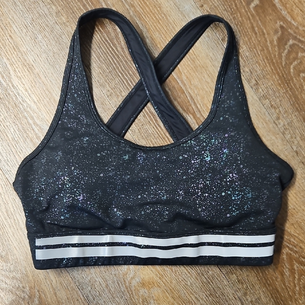 ZYIA Black Sports Bra with Criss-Cross Straps and Wide Elastic Band